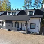Otso-huoneistot Saniaistie *